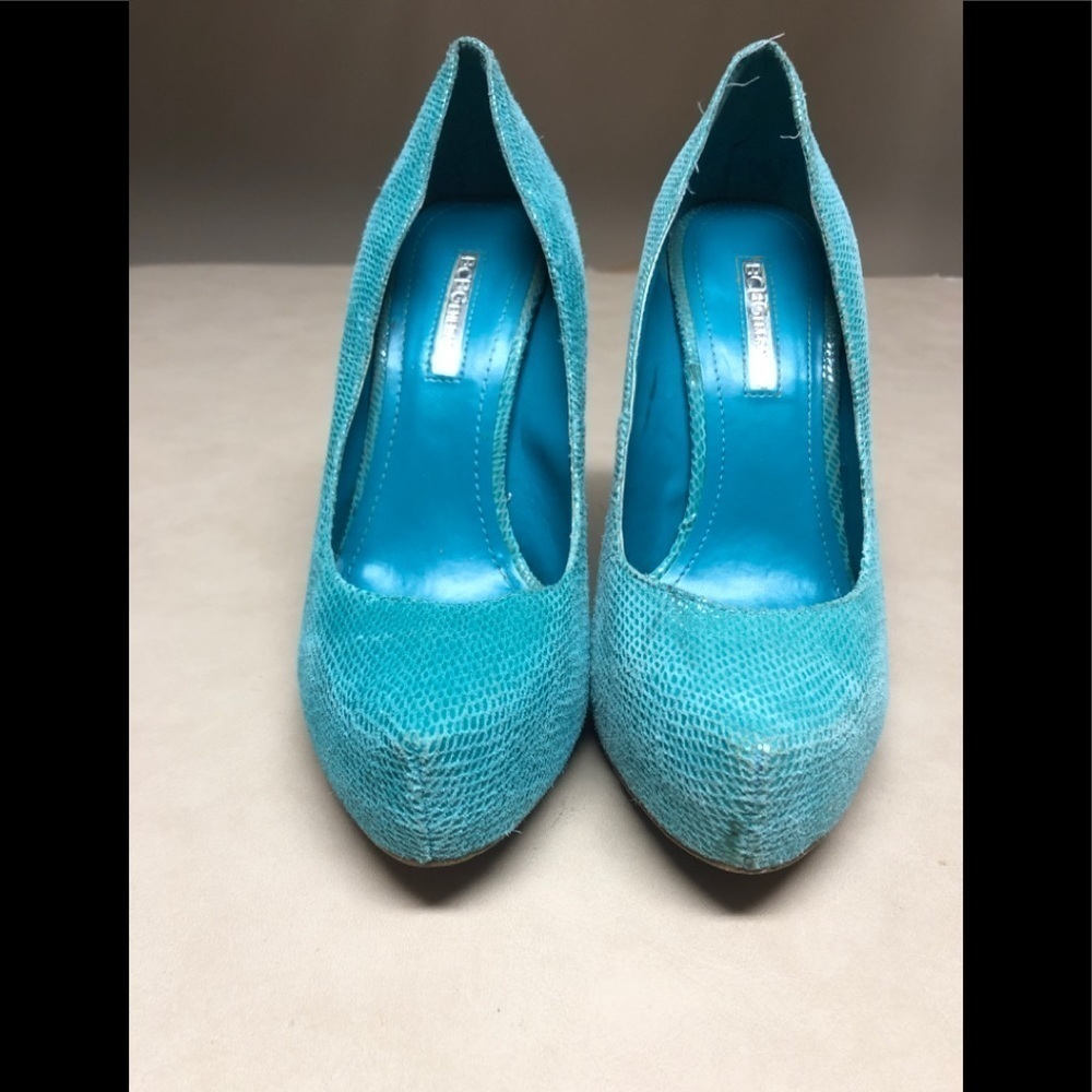 Woman’s Shoes